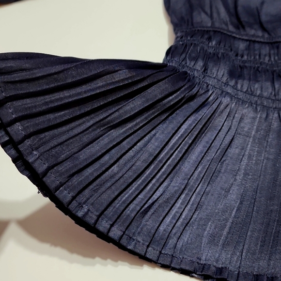 Philosophy Pleated Top - Picture 6 of 10